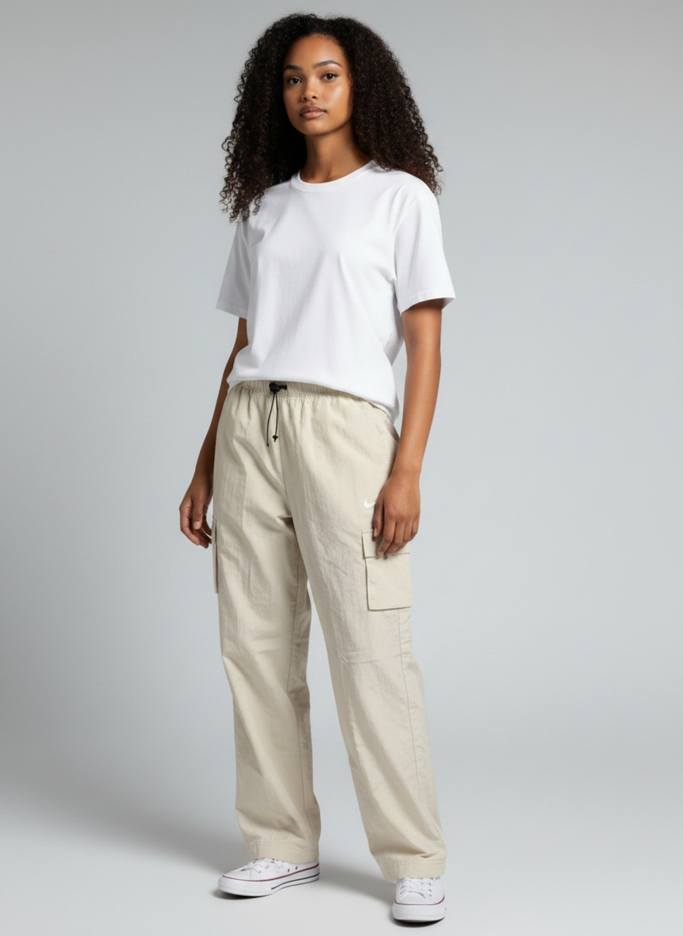Nike‎ Women's Essential Woven High-Rise Cargo Pants